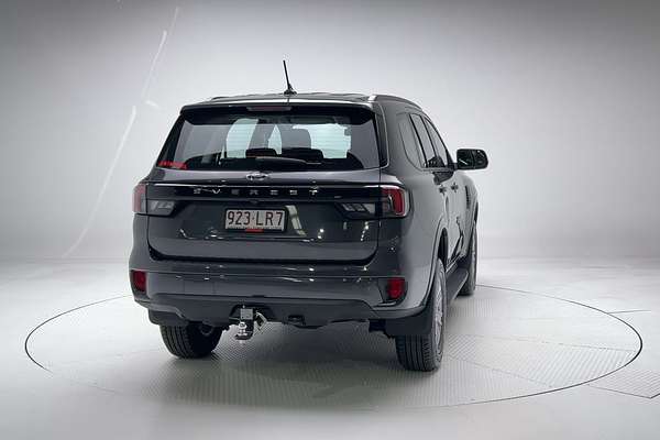 2024 Ford Everest Ambiente 2.0L