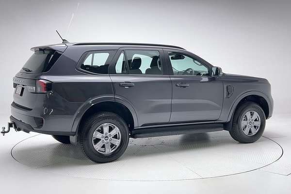2024 Ford Everest Ambiente 2.0L