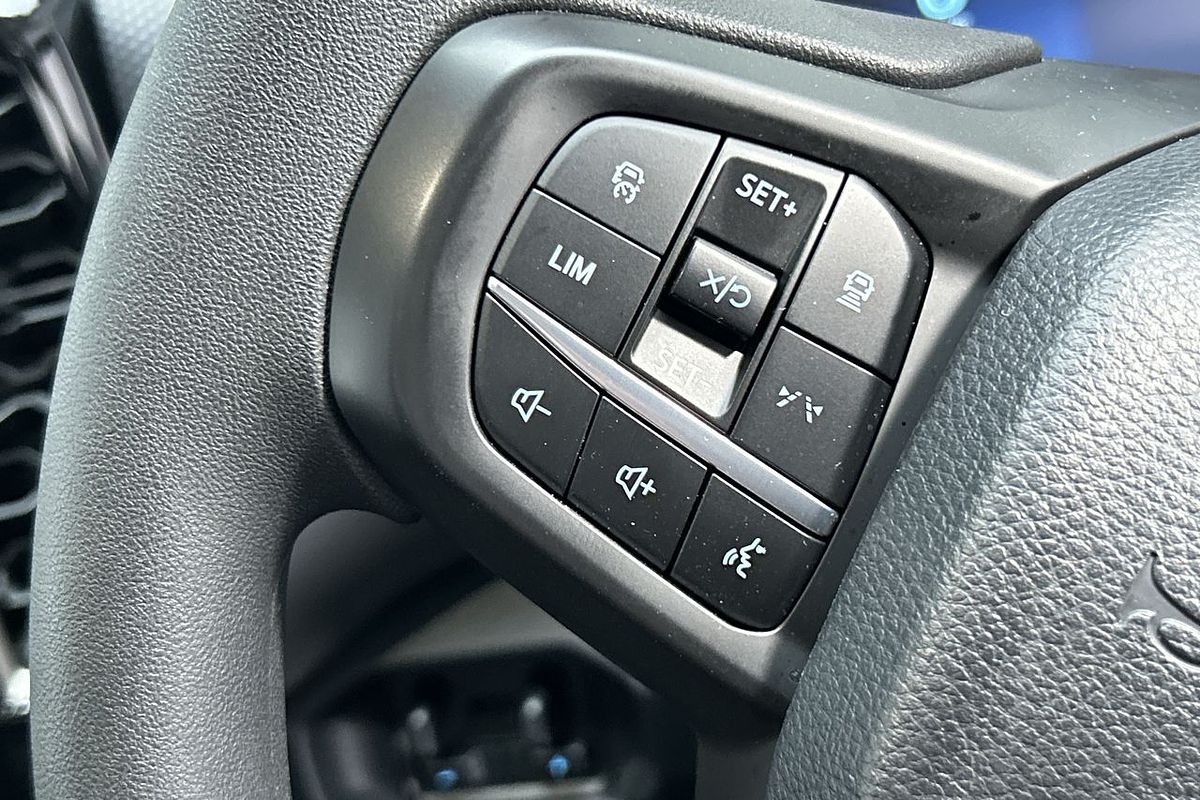 2024 Ford Everest Ambiente 2.0L