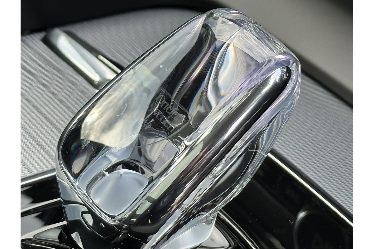 2023 Volvo XC60 Plus B5