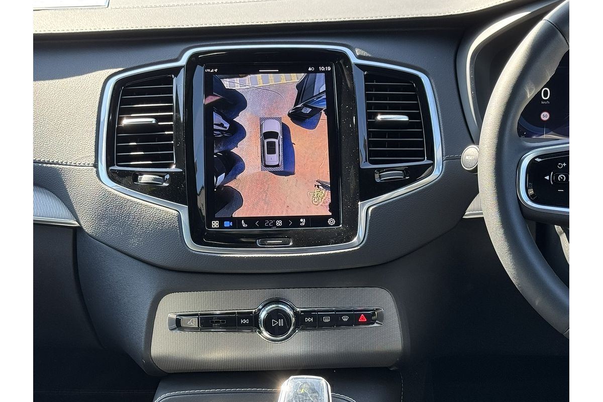 2023 Volvo XC90 Recharge Ultimate T8 Plug-In Hybrid