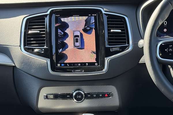 2023 Volvo XC90 Recharge Ultimate T8 Plug-In Hybrid