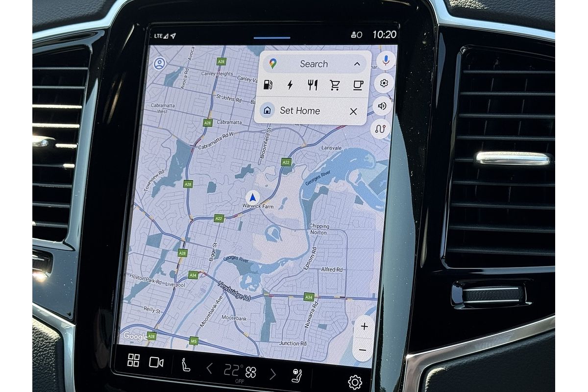 2023 Volvo XC90 Recharge Ultimate T8 Plug-In Hybrid