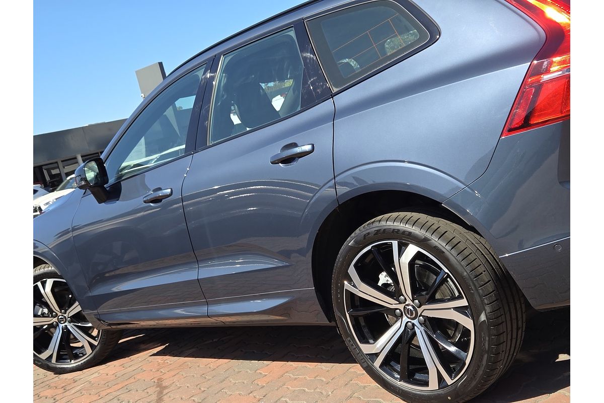 2024 Volvo XC90 Ultimate B6 Bright