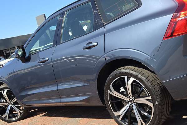 2024 Volvo XC90 Ultimate B6 Bright