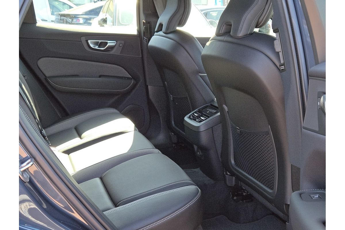 2024 Volvo XC90 Ultimate B6 Bright