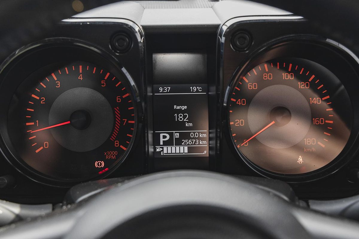 2023 Suzuki Jimny GLX GJ