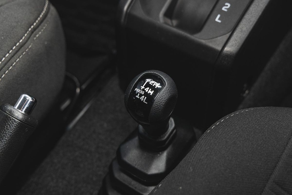 2023 Suzuki Jimny GLX GJ