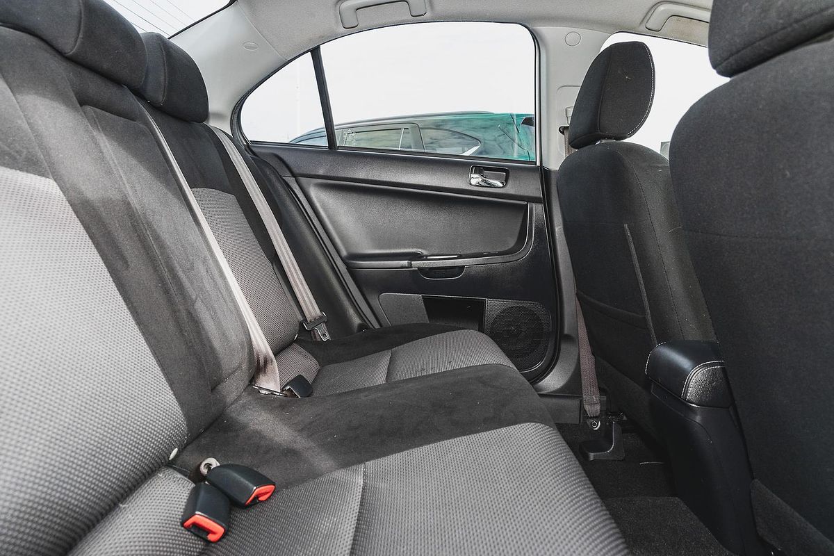 2017 Mitsubishi Lancer ES Sport CF