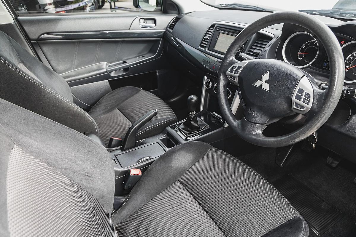 2017 Mitsubishi Lancer ES Sport CF