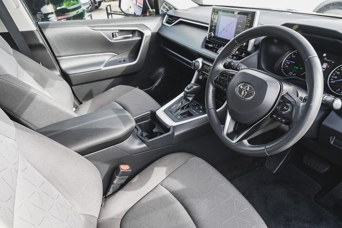 2021 Toyota RAV4 GXL AXAH52R