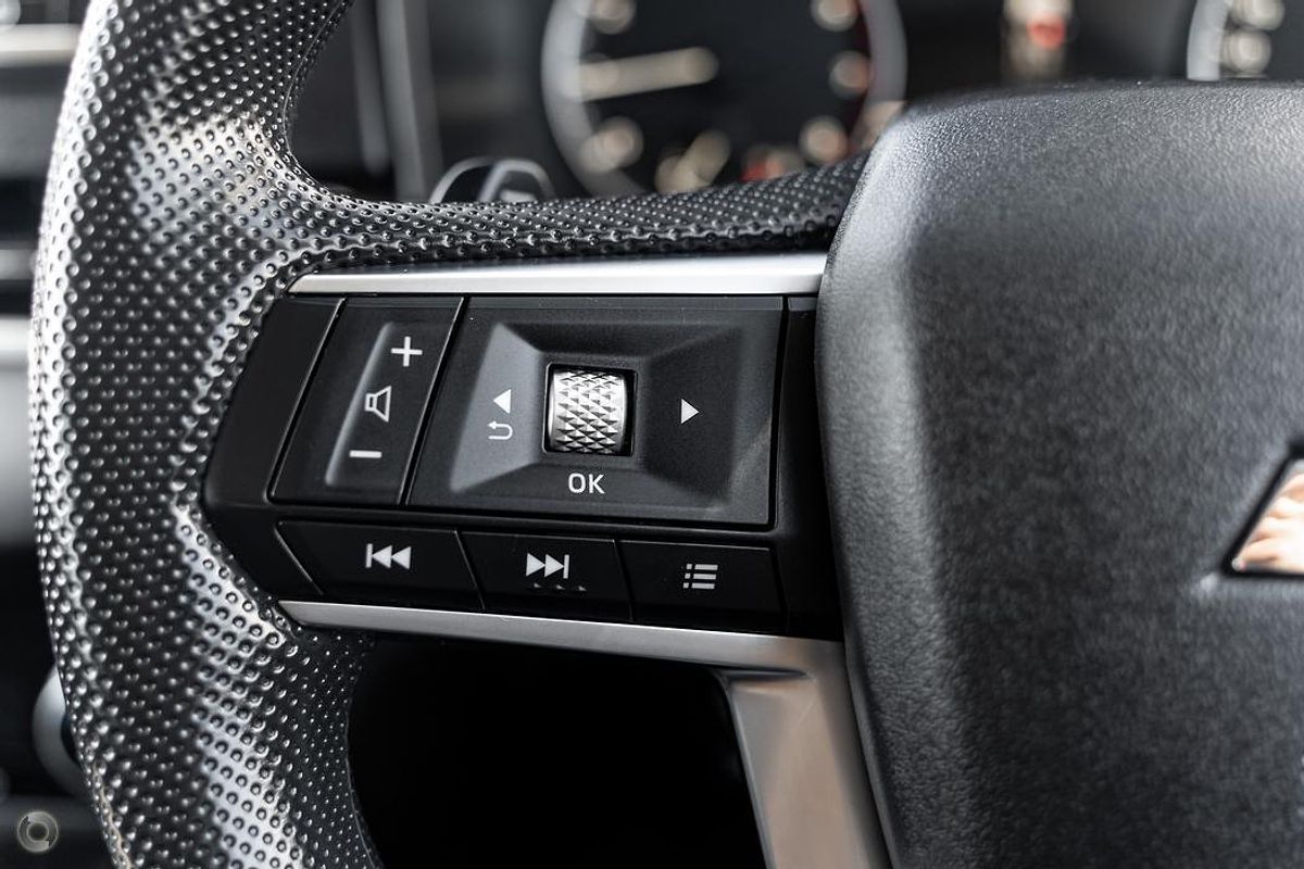 2023 Mitsubishi Outlander ES ZM