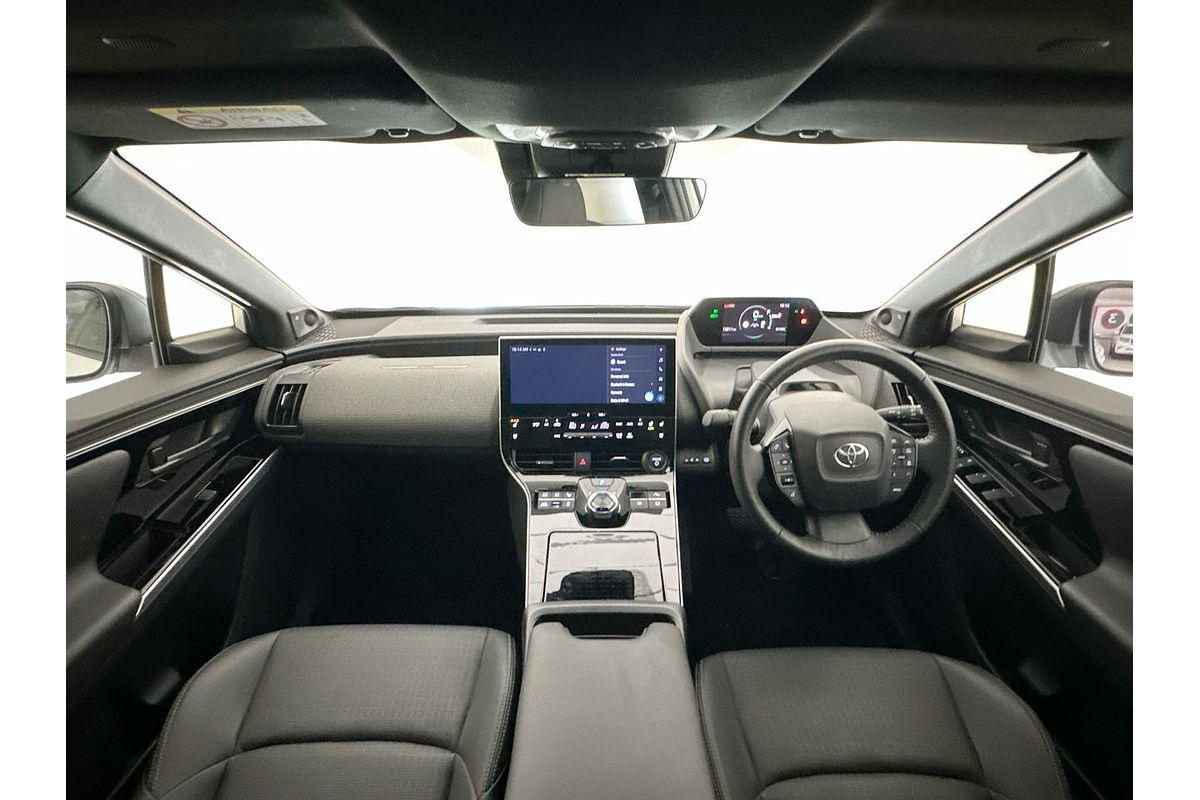 2024 Toyota bZ4X YEAM15R