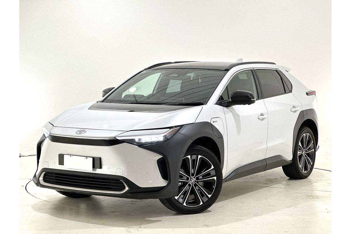 2024 Toyota bZ4X YEAM15R
