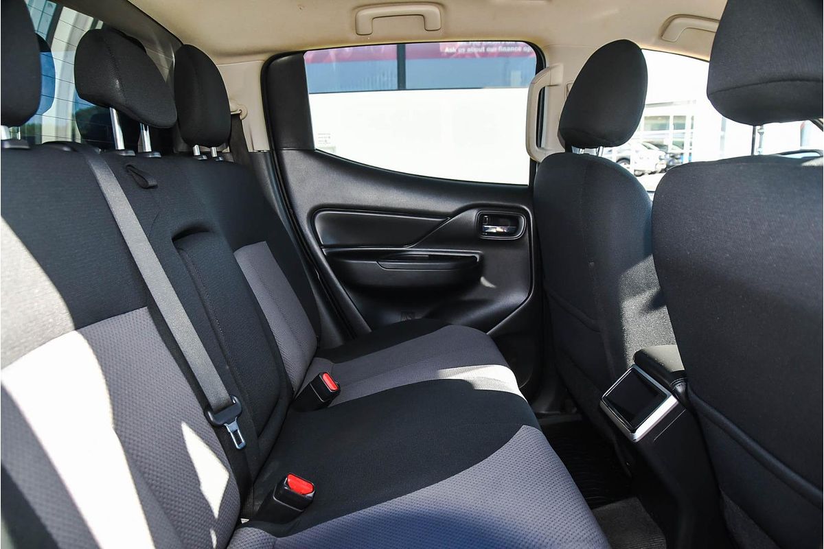 2020 Mitsubishi Triton GLX-R MR 4X4
