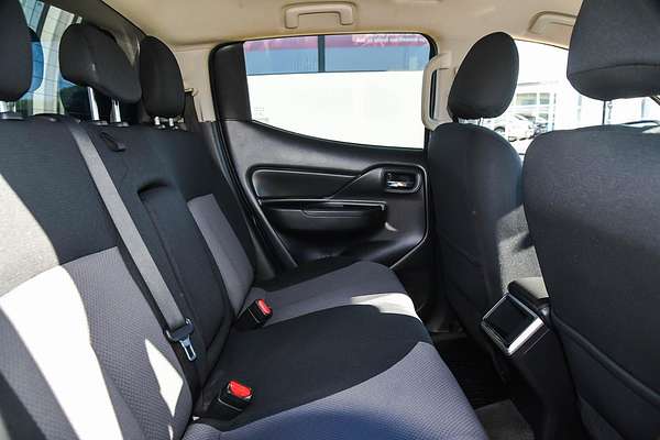 2020 Mitsubishi Triton GLX-R MR 4X4