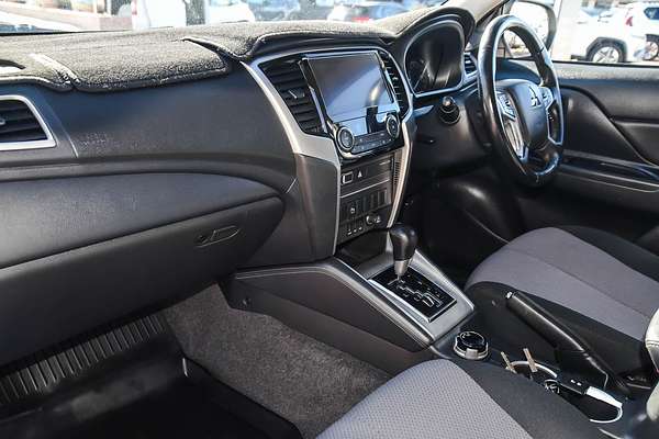 2020 Mitsubishi Triton GLX-R MR 4X4