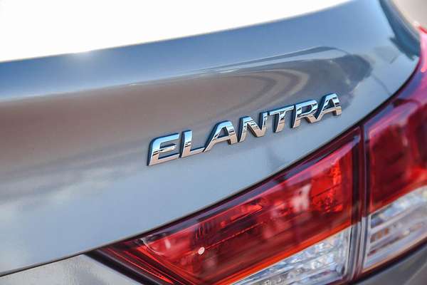 2013 Hyundai Elantra Elite MD2