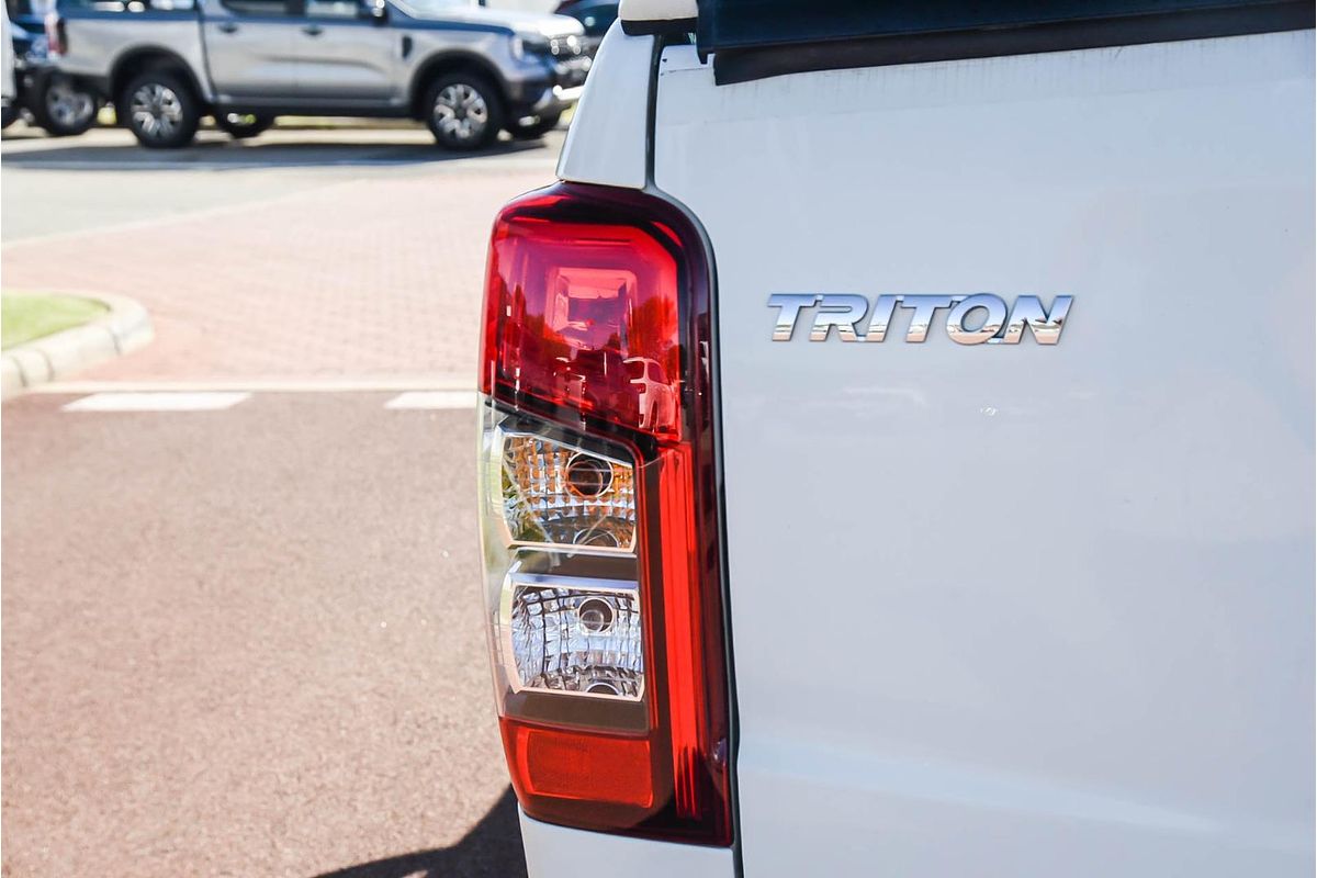 2020 Mitsubishi Triton GLX-R MR 4X4