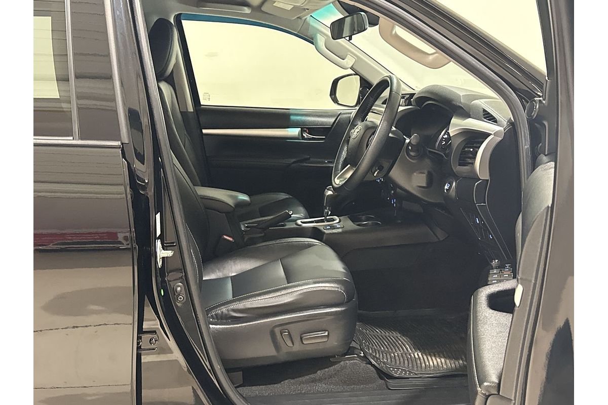2021 Toyota Hilux SR5 GUN126R 4X4