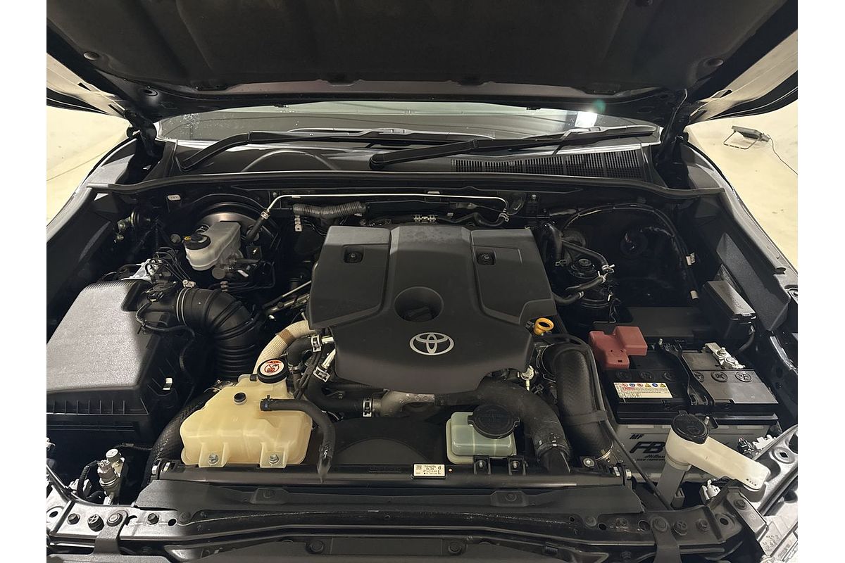 2021 Toyota Hilux SR5 GUN126R 4X4