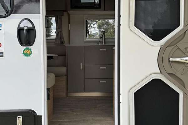 2024 Jayco Silverline 21.65-3.Ob.Sl-My25