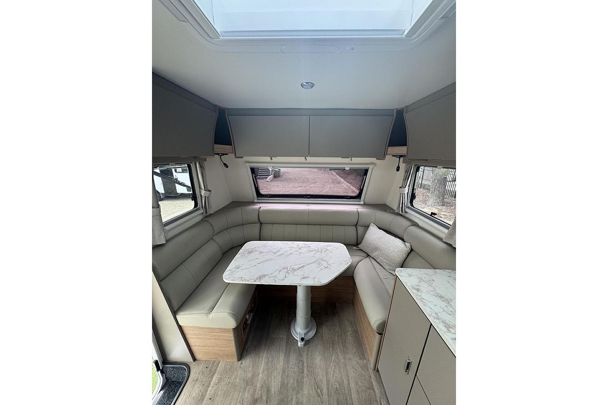 2024 Jayco Silverline 21.65-3.Ob.Sl-My25