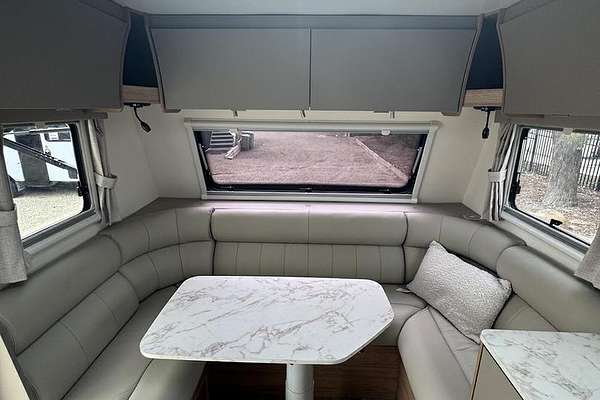 2024 Jayco Silverline 21.65-3.Ob.Sl-My25
