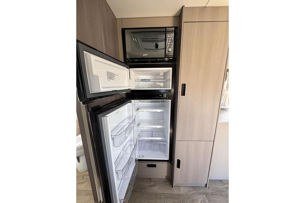 2024 Jayco Journey 22.68-3.Jy-My24