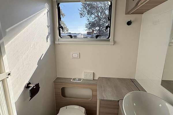2025 Jayco Discovery 19.61-2.Ob.Dy-My25