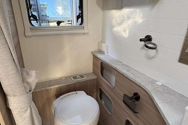 2025 Jayco Discovery 17.55-8.Ob.Dy-My25