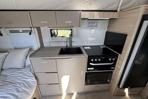 2025 Jayco All Terrain 17.58-3.At-My25