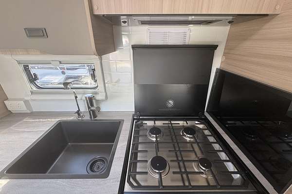 2025 Jayco Discovery 17.58-3.Dy-My25