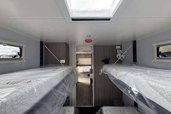 2025 Jayco Base Station 24.75-6.4T.Bs-My25