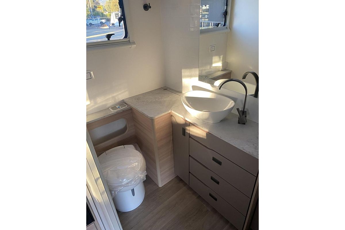 2025 Jayco Discovery 21.66-4.Ob.Dy-My25