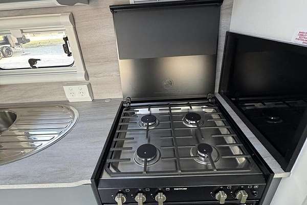 2025 Jayco Starcraft 17.58-3.Bp.Sc-My25