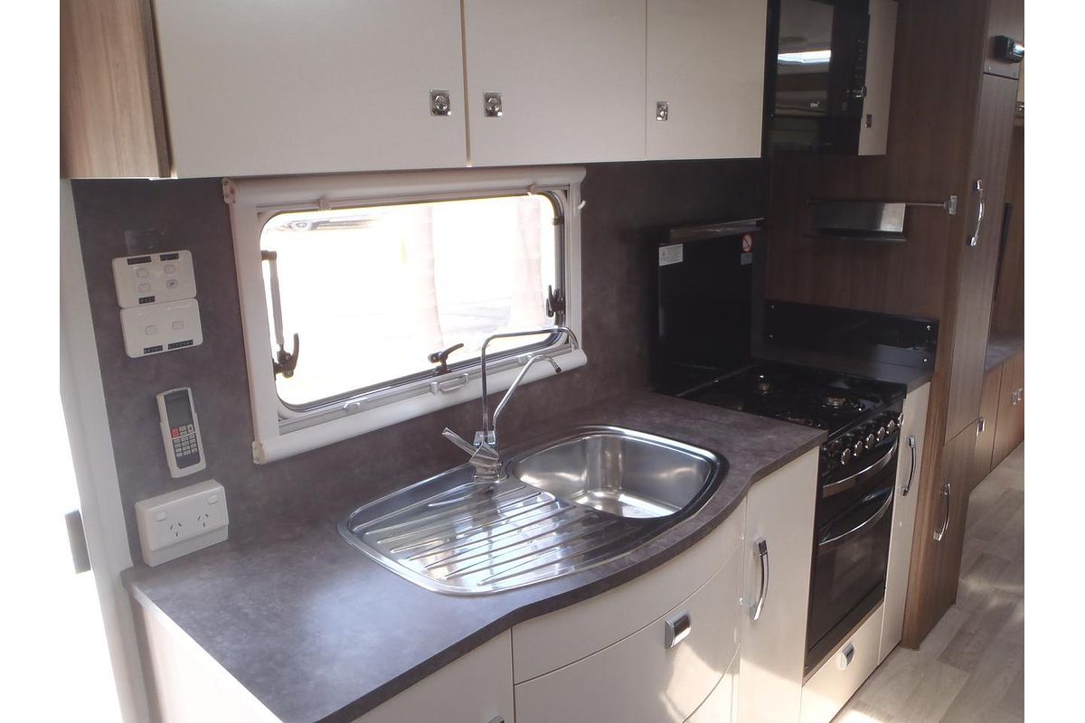 2016 Jayco Silverline 24.75-3.16Sl