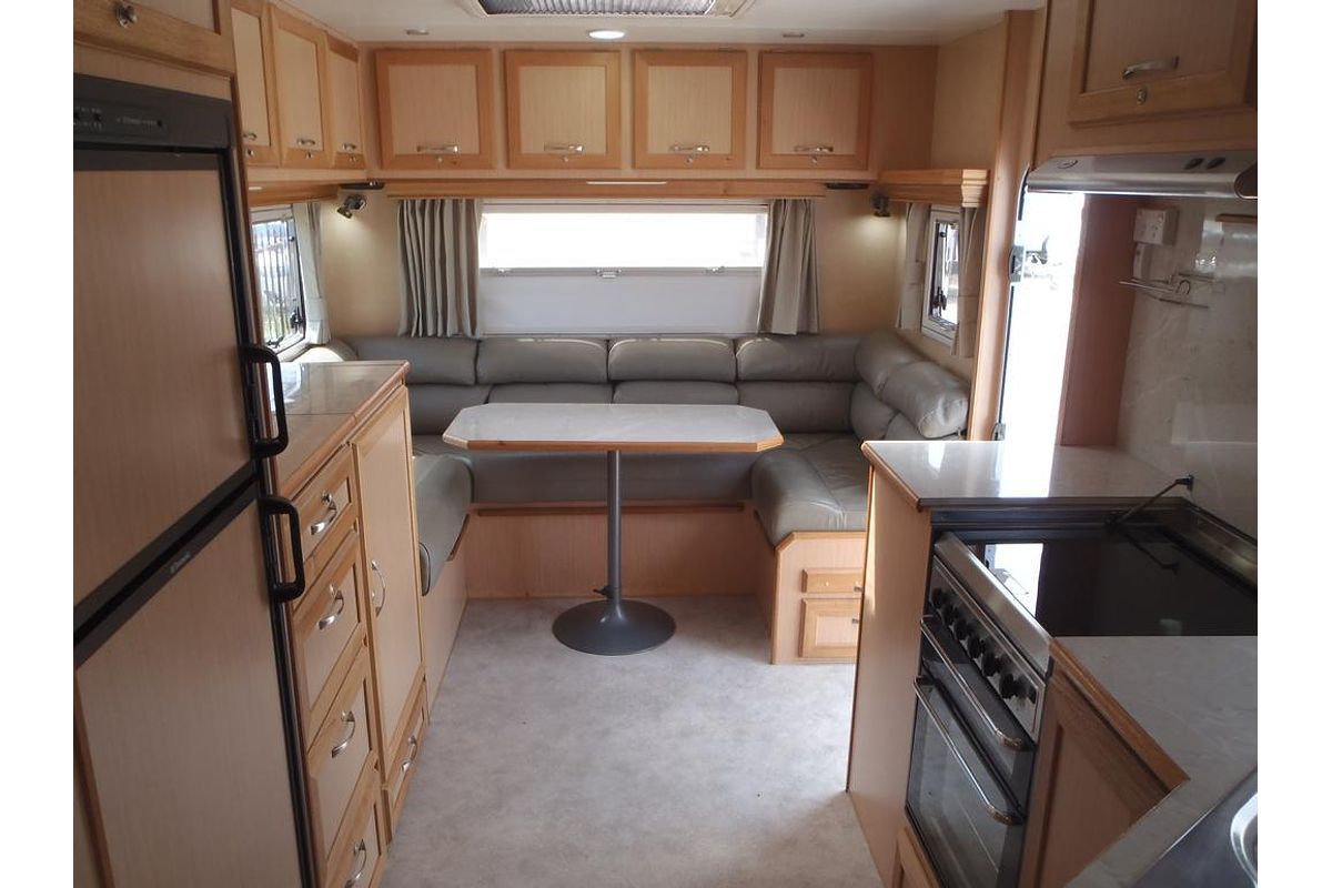 2013 Evernew E1000 Series Caravan