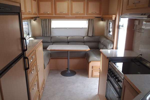 2013 Evernew E1000 Series Caravan