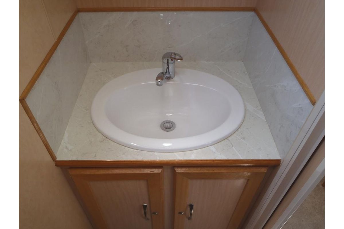 2013 Evernew E1000 Series Caravan