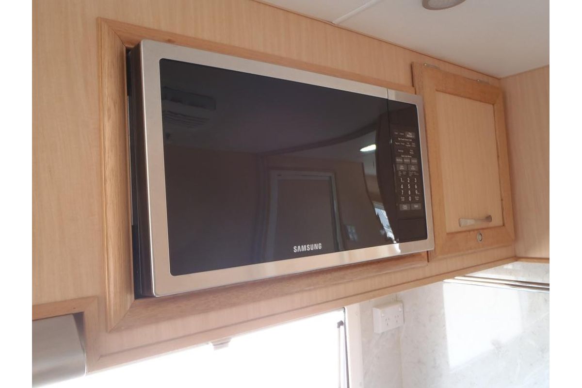 2013 Evernew E1000 Series Caravan