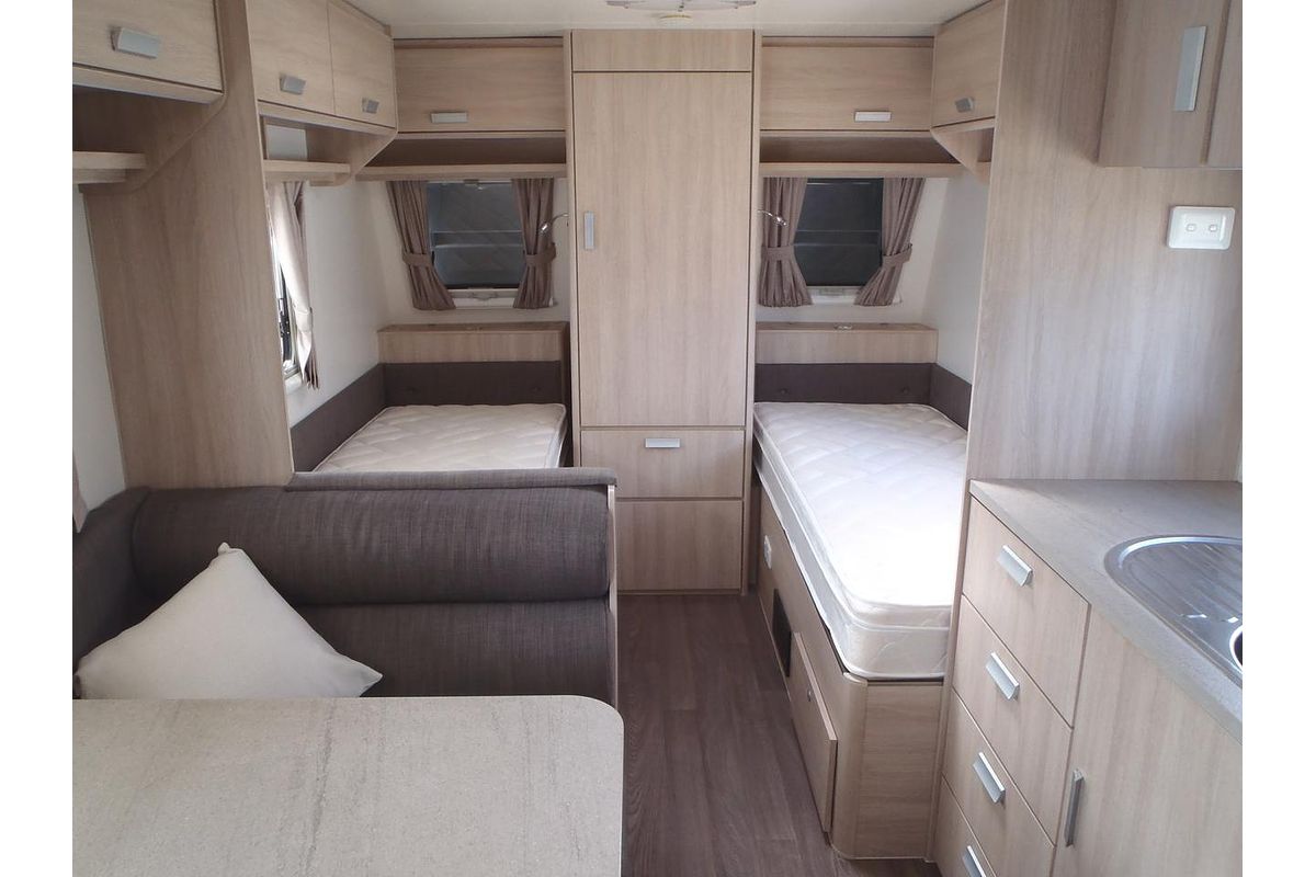 2017 Jayco Starcraft 19.61-2.17Sc