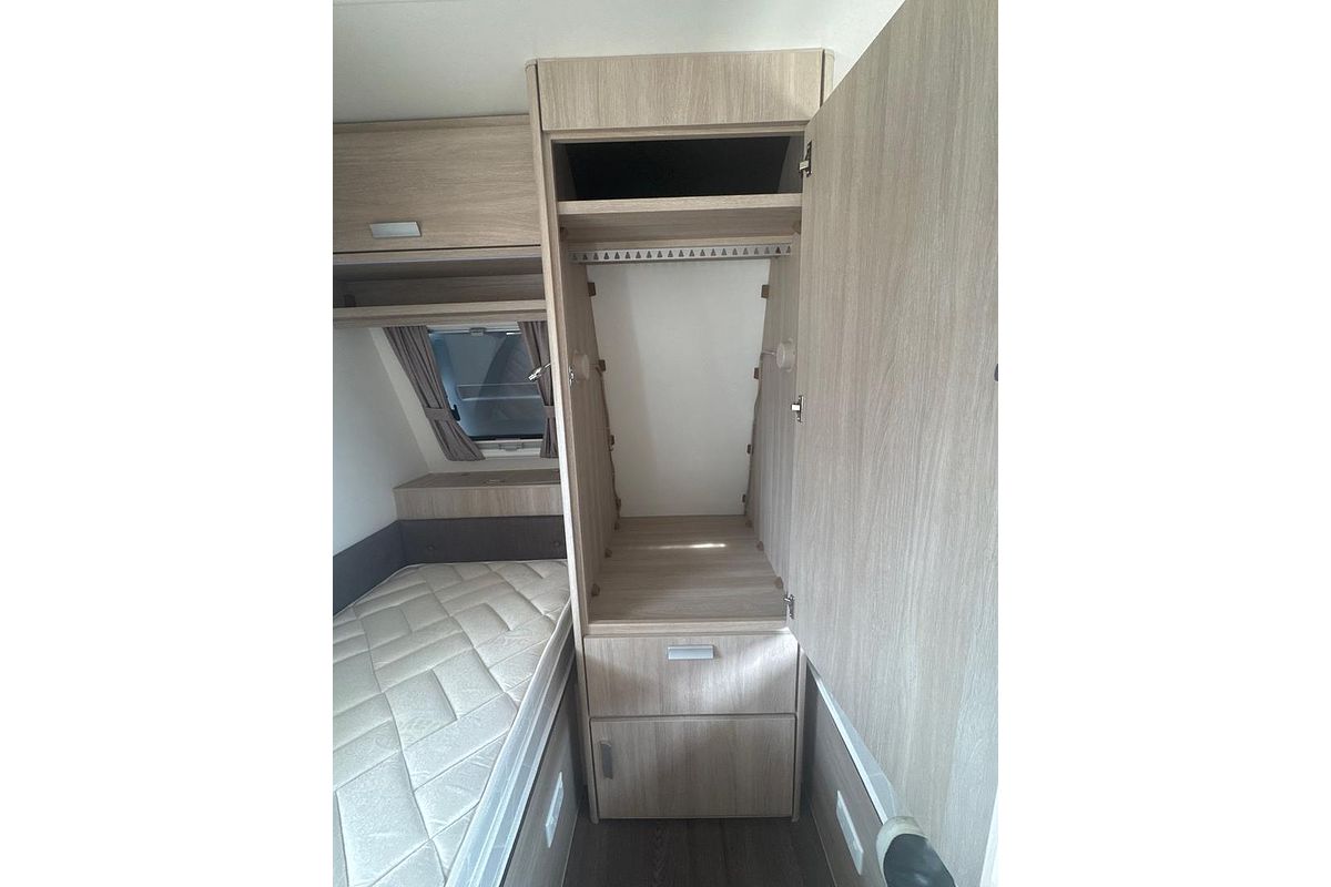2017 Jayco Starcraft 19.61-2.17Sc