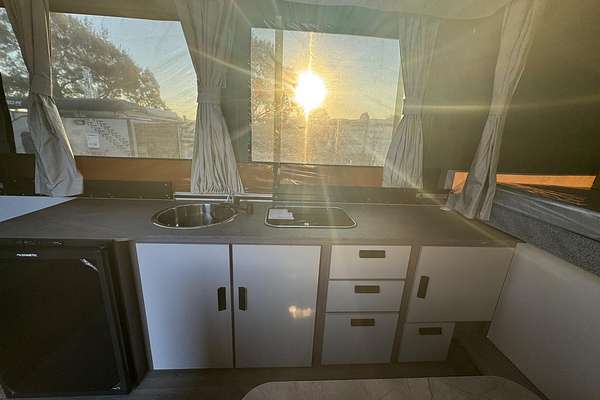 2025 Jayco Lark Ob.Cp-My25