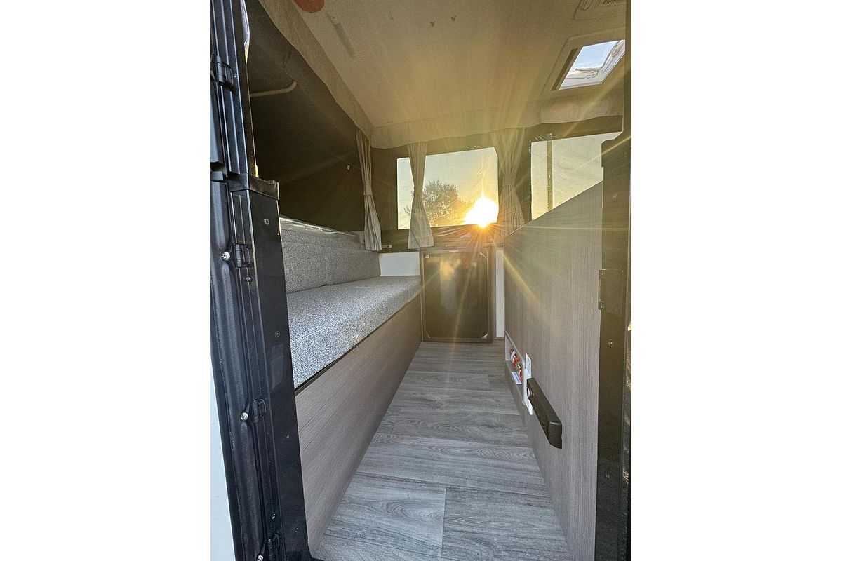 2025 Jayco Lark Ob.Cp-My25