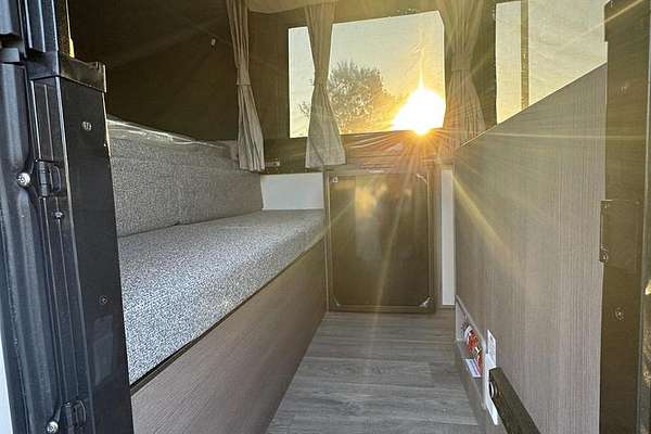 2025 Jayco Lark Ob.Cp-My25