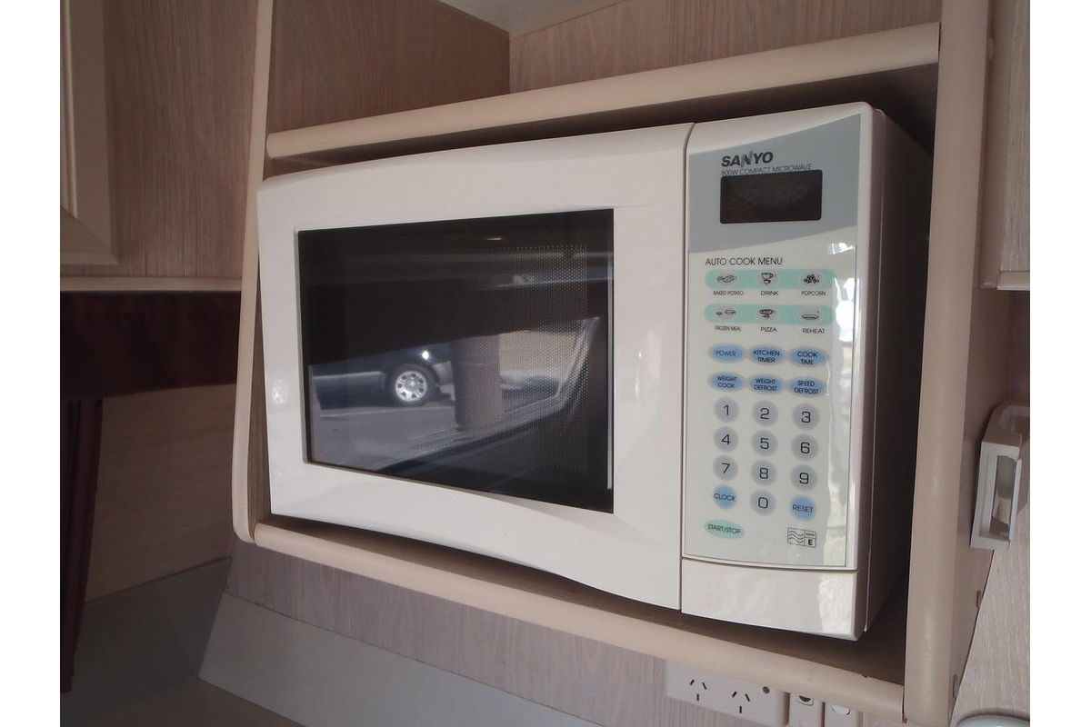 2005 Galaxy Southern Cross