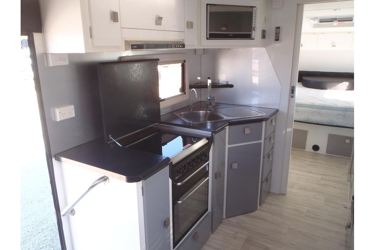 2015 Traveller Prodigy Caravan