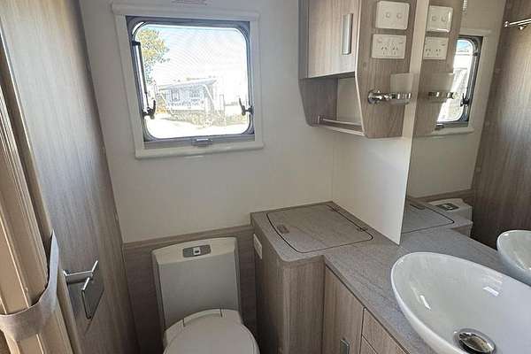 2017 Jayco Starcraft 20.62-2.17Sc