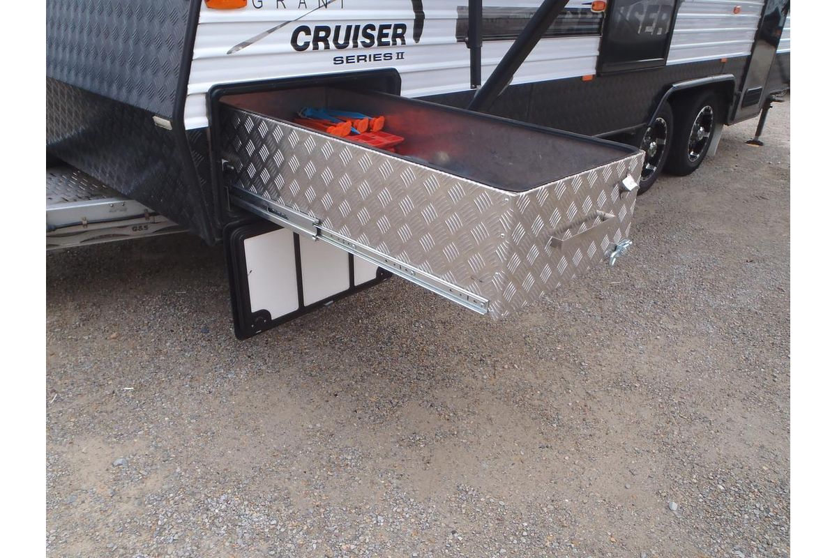 2016 Essential Caravans Grant Cruiser Series 2